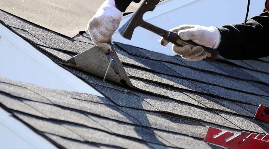 Professional metal roof installation in Edwardsburg, MI